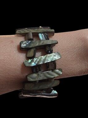Iridescent Abalone Shell Stretch Bracelet